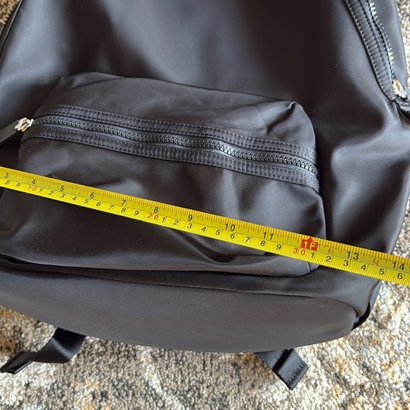 Tommy Hilfiger black backpack / laptop / school / sports / lightweight nylon - Picture 15 of 16